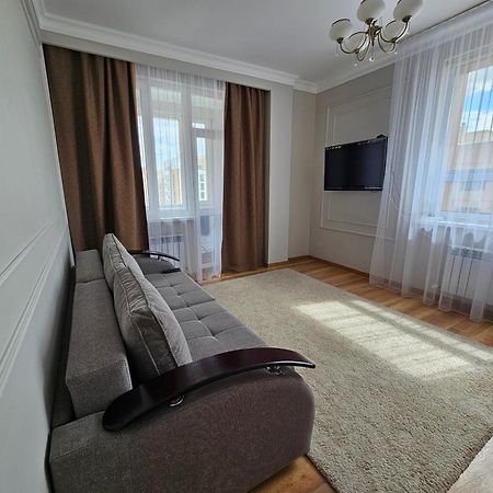 Ernaz Plus Apartments-Expo-Boulevard 130 Astana Eksteriør billede