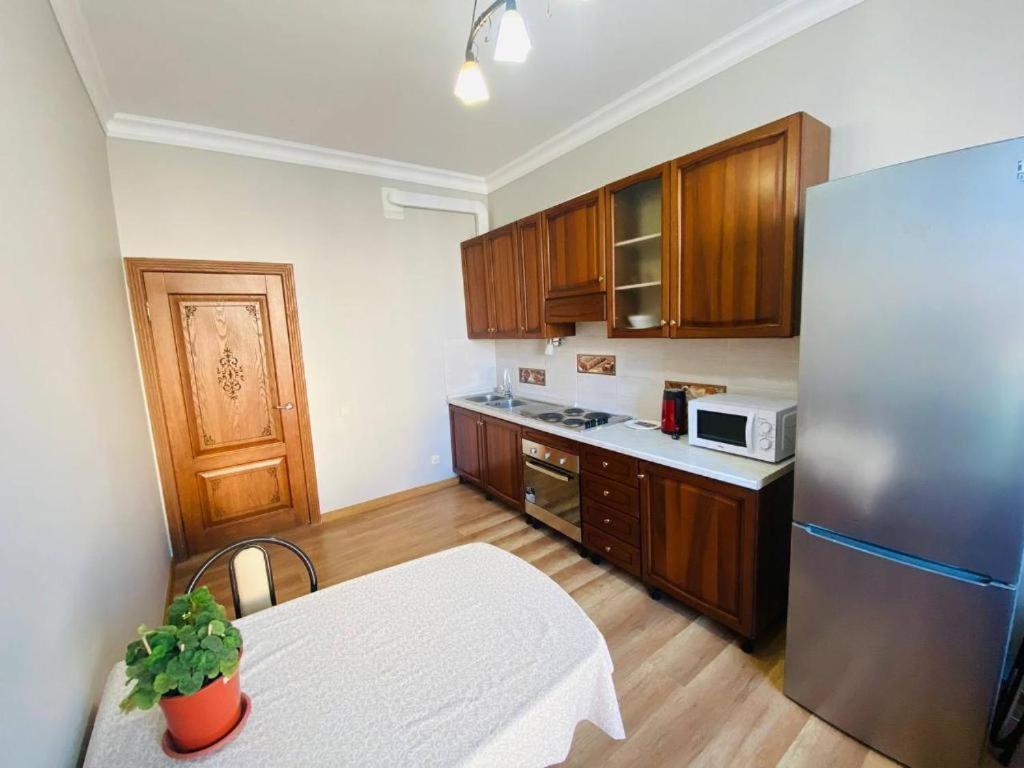 Ernaz Plus Apartments-Expo-Boulevard 130 Astana Eksteriør billede