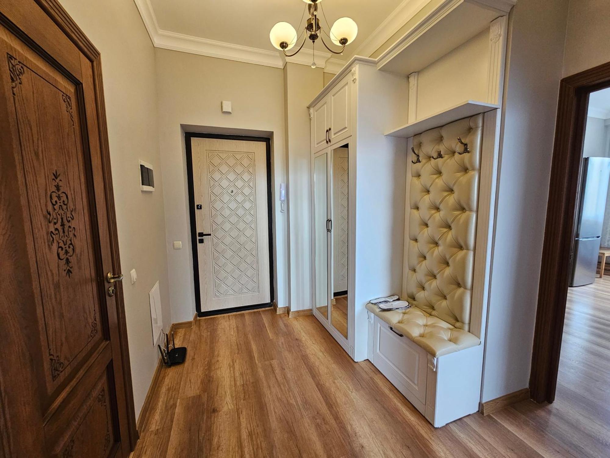 Ernaz Plus Apartments-Expo-Boulevard 130 Astana Eksteriør billede